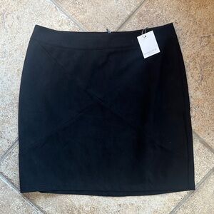 Mangopop Classic Black Pencil Skirt
